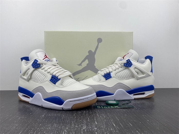 Nike SB x Air Jordan 4 DR5415-104